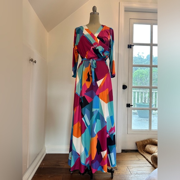 Colorful Geometric Maxi Dress - Picture 1 of 6